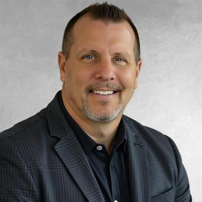 Troy  Montgomery Photo